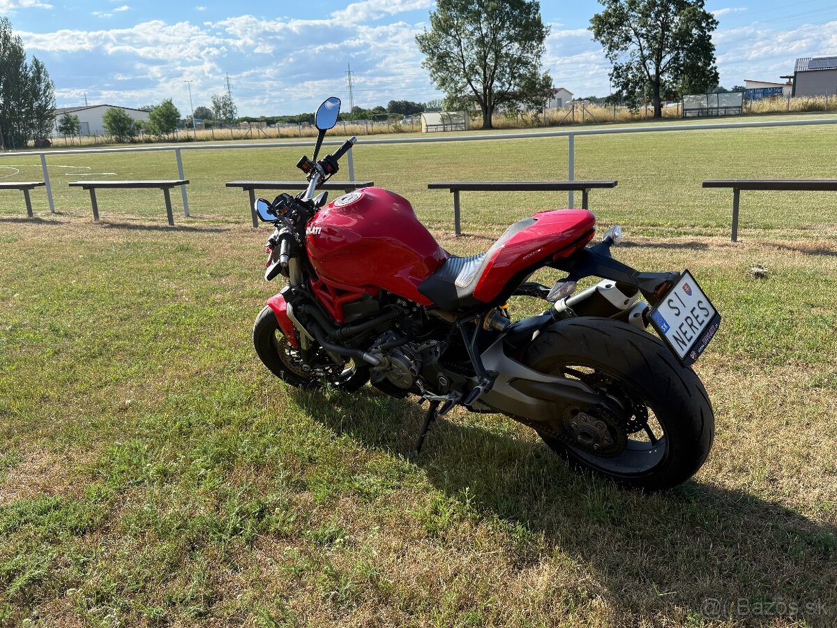 Ducati Monster 1200 - 4
