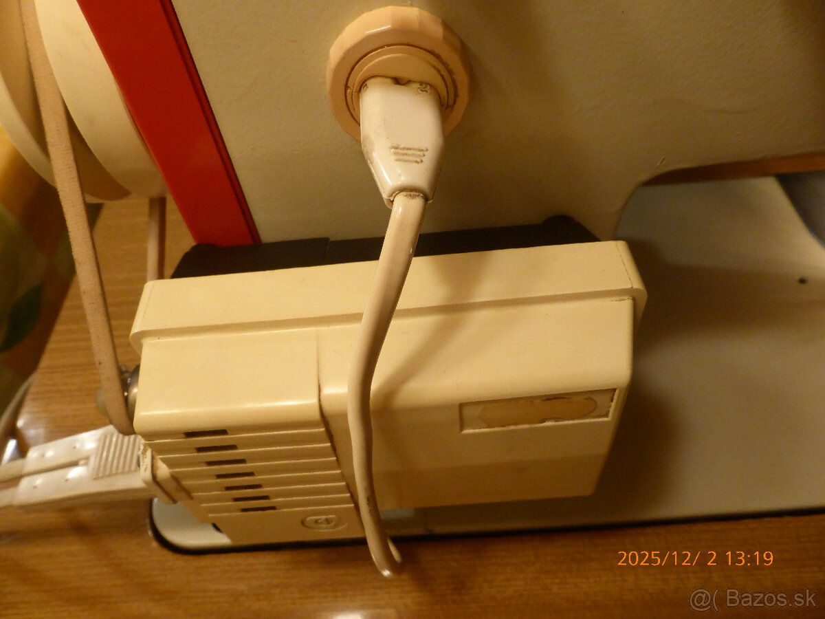 Predám šijací stroj Veritas 8014 - 40 - 4