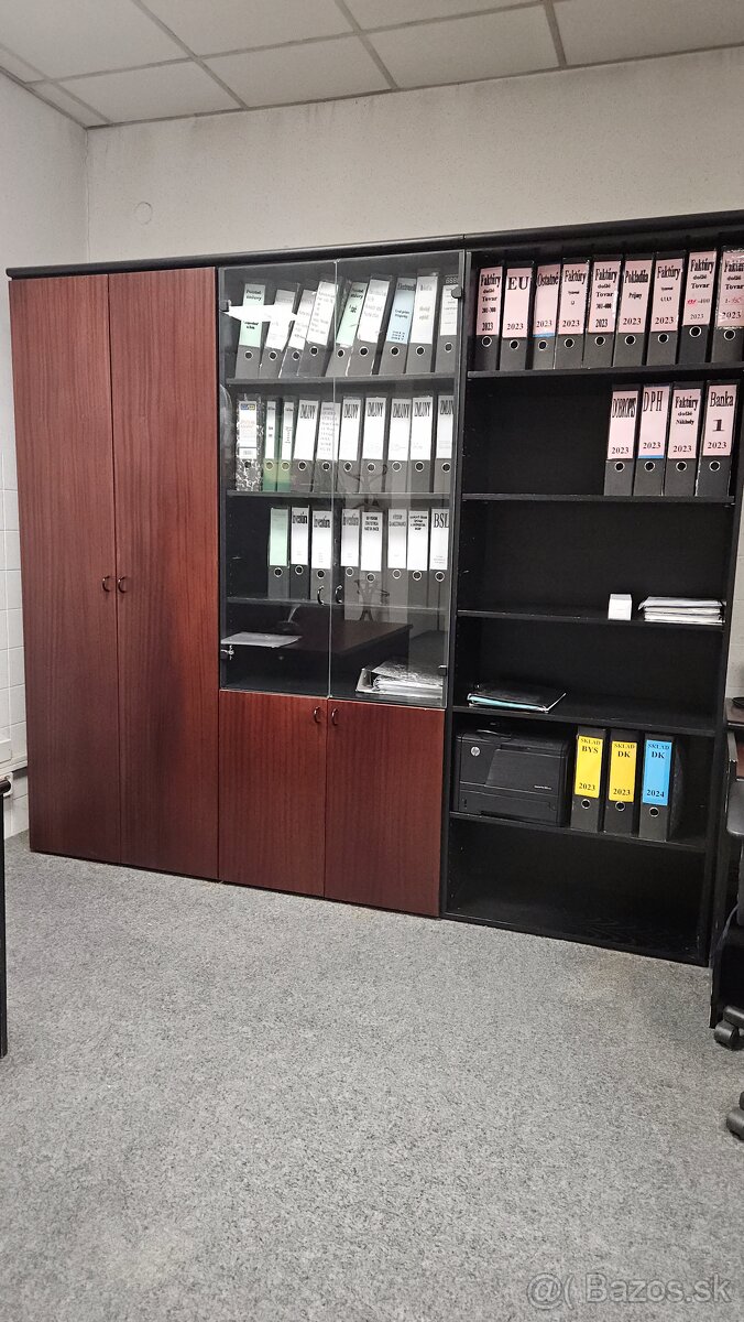 Kancelarsky nábytok - 4