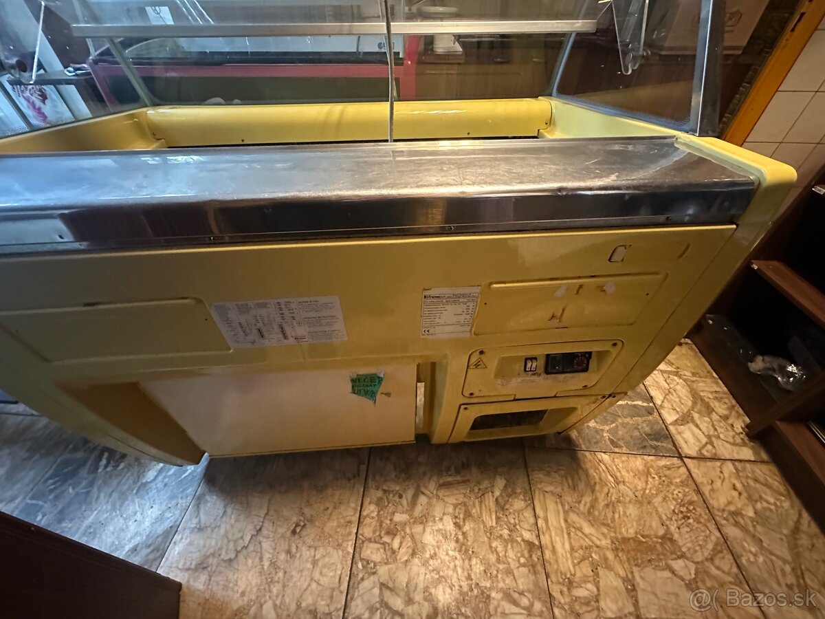 Zmrzlinova vitrína - 4