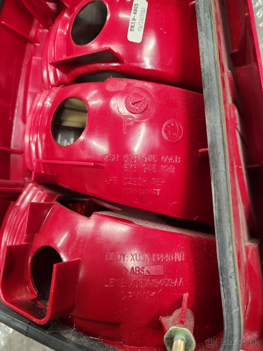 Predám zadné svetlá Fabia 1 - 4