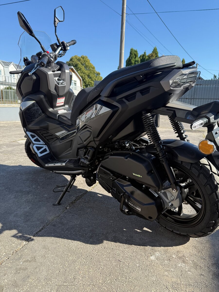 KEEWAY Vieste XDV 125 - 4