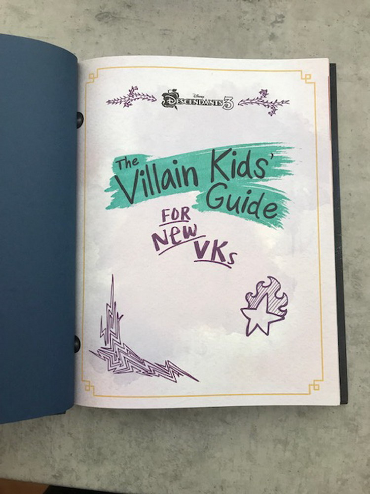 Descendants 3 - The Villain Kids Guide - 4