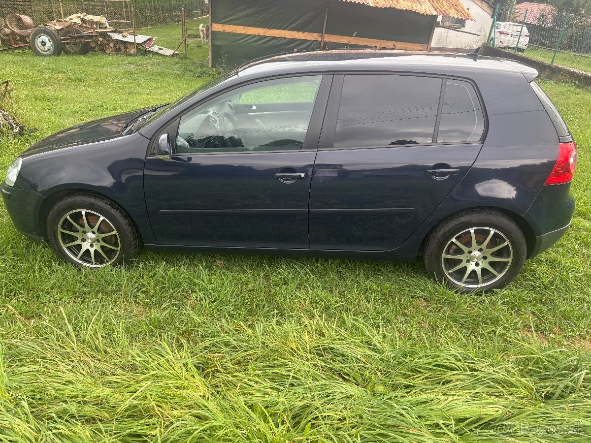 VW Golf V 1.9 TDi, 77kw BXE - 4