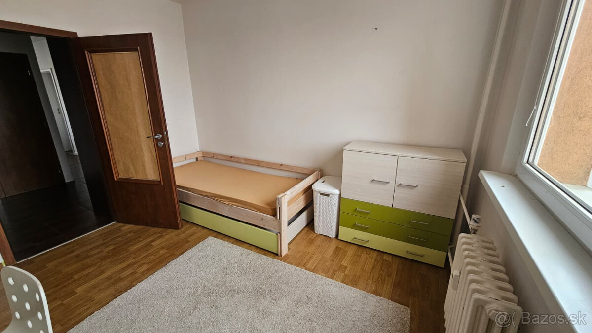 Predám nábytkovú zostavu - 4