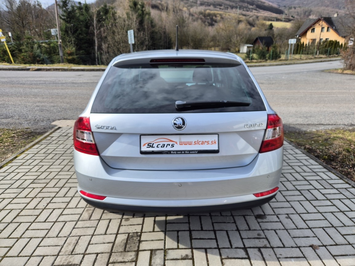 Škoda Rapid SB 1.2 TSi 63 kW 5°manuál Elegance - 4