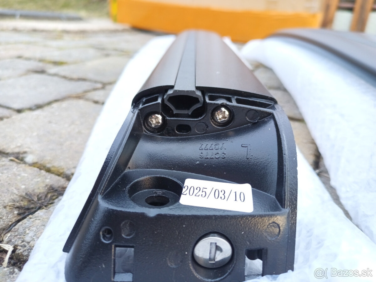 Tesla Model Y 20-25 - strešný nosič (priečnik) - 4