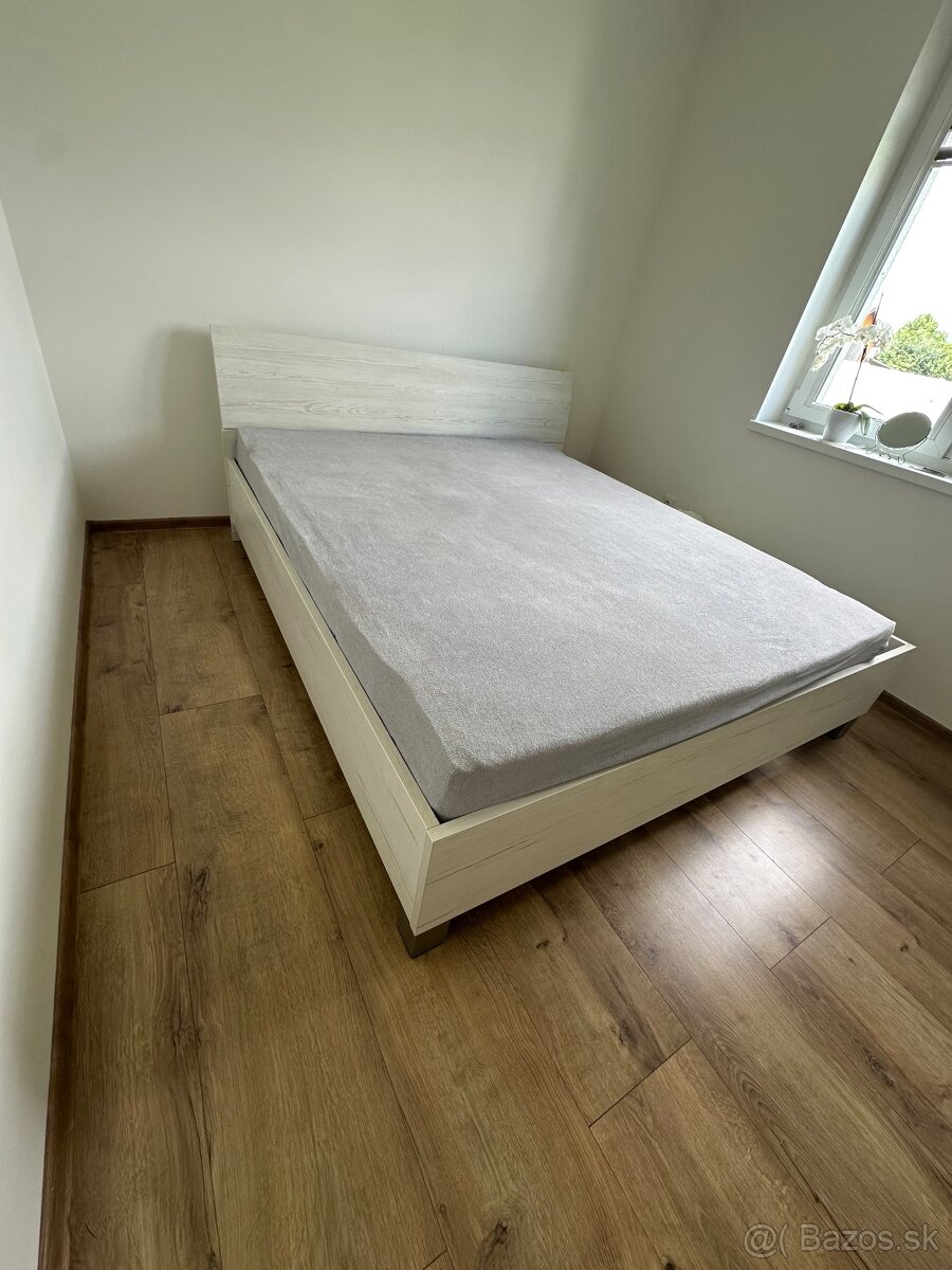 Manželská posteľ 180x200 - 4