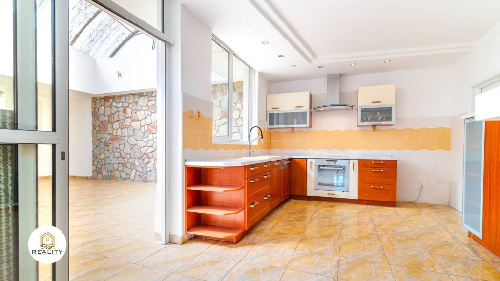 NOVÁ CENA | 5i BYT 254 m² | 40 m² Terasa | EXKL. BÝVANIE HUM - 4