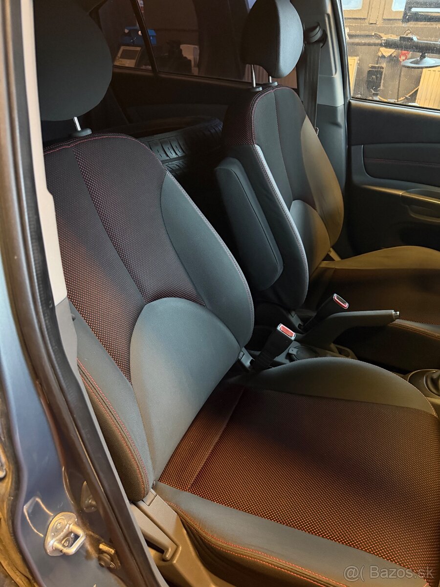 KIA Rio 1.4 2009 - 4