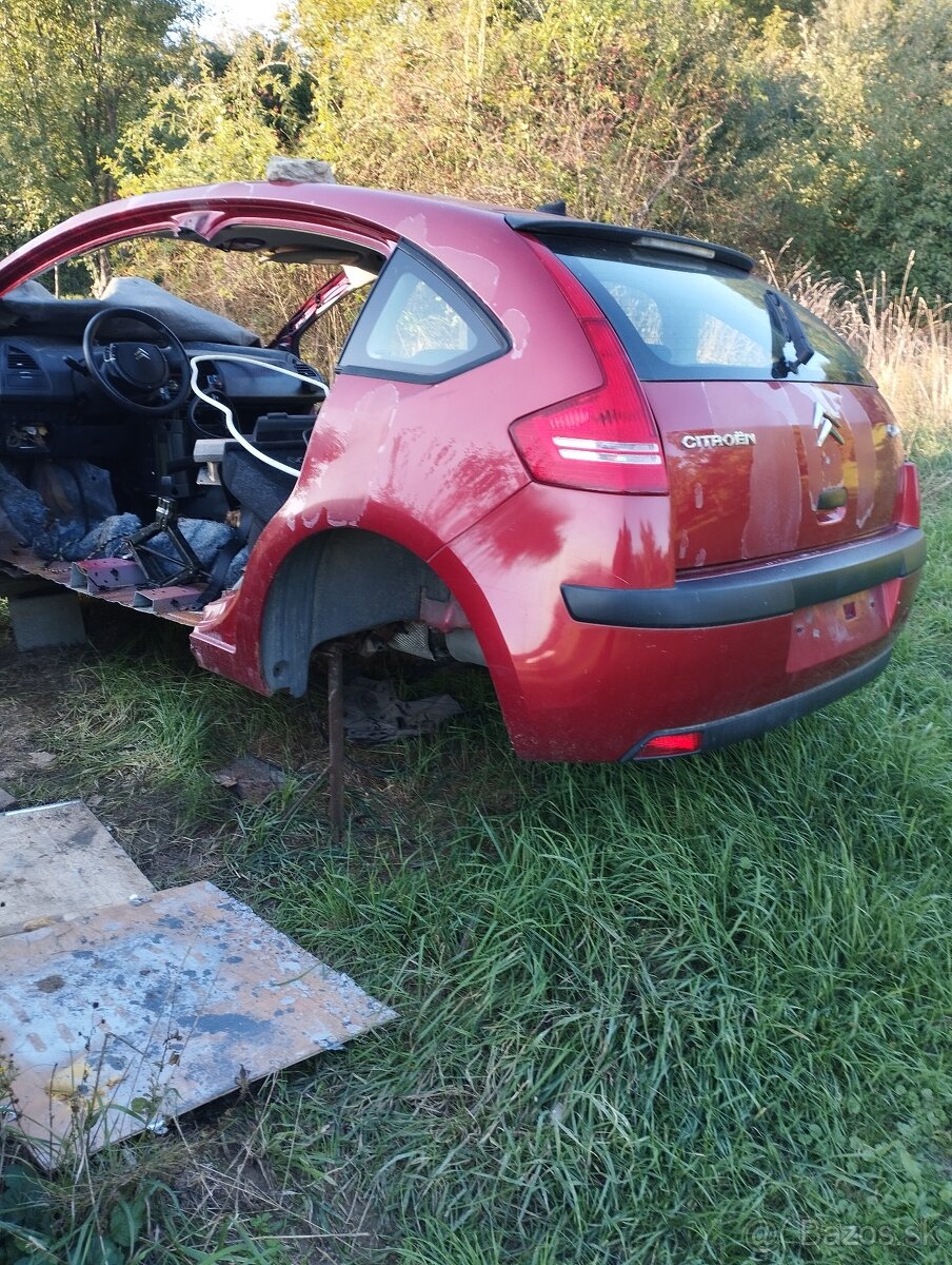 Citroen C4 na náhradné diely - 4