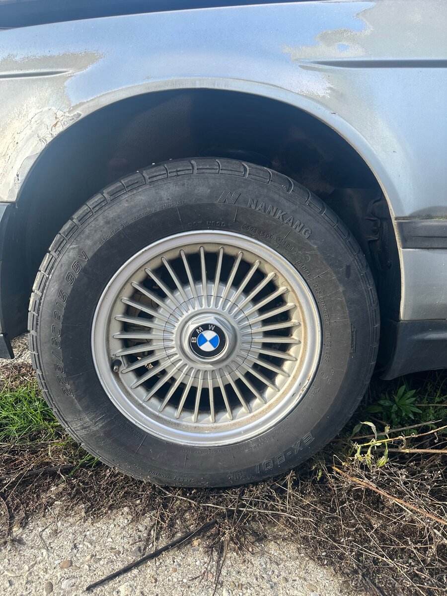 Predám sadu 5 ks diskov styling 4 - 4