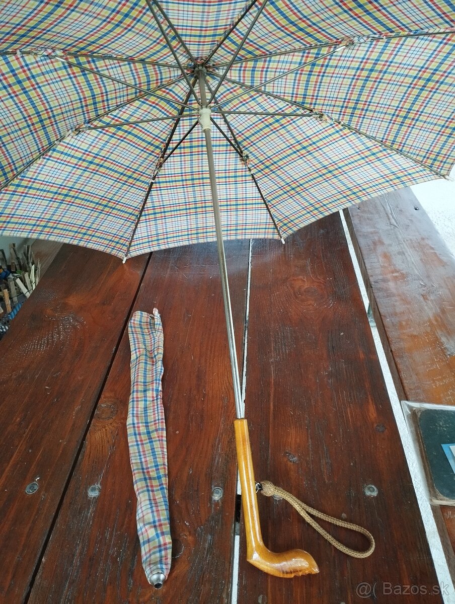 Veľmi starý dáždnik - 4