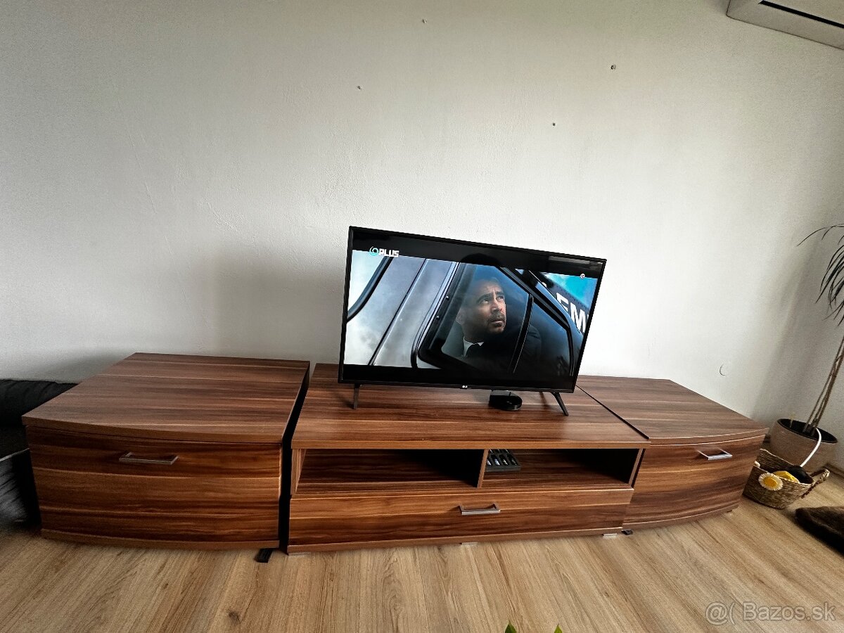 Súprava pod televízor - 4