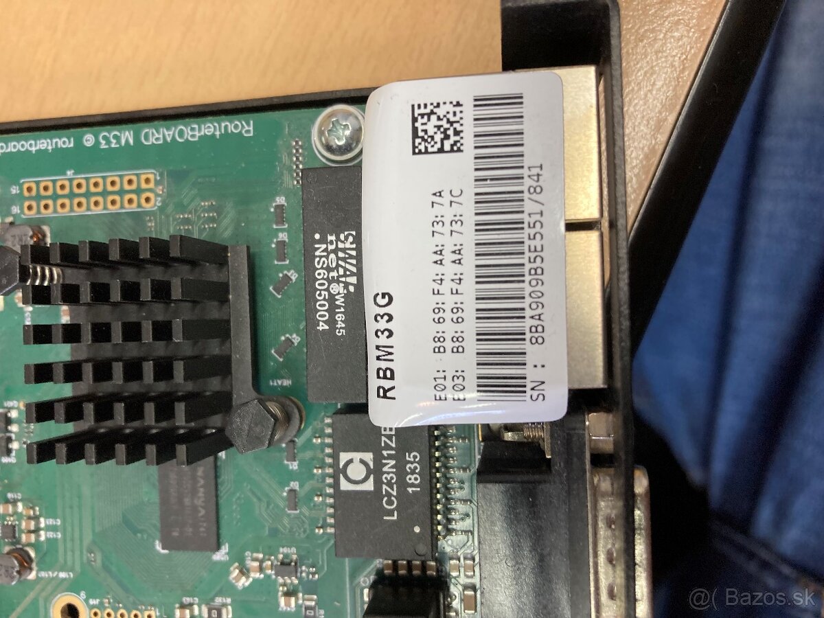 Predám Mikrotik Routerboard RBM33G - 4