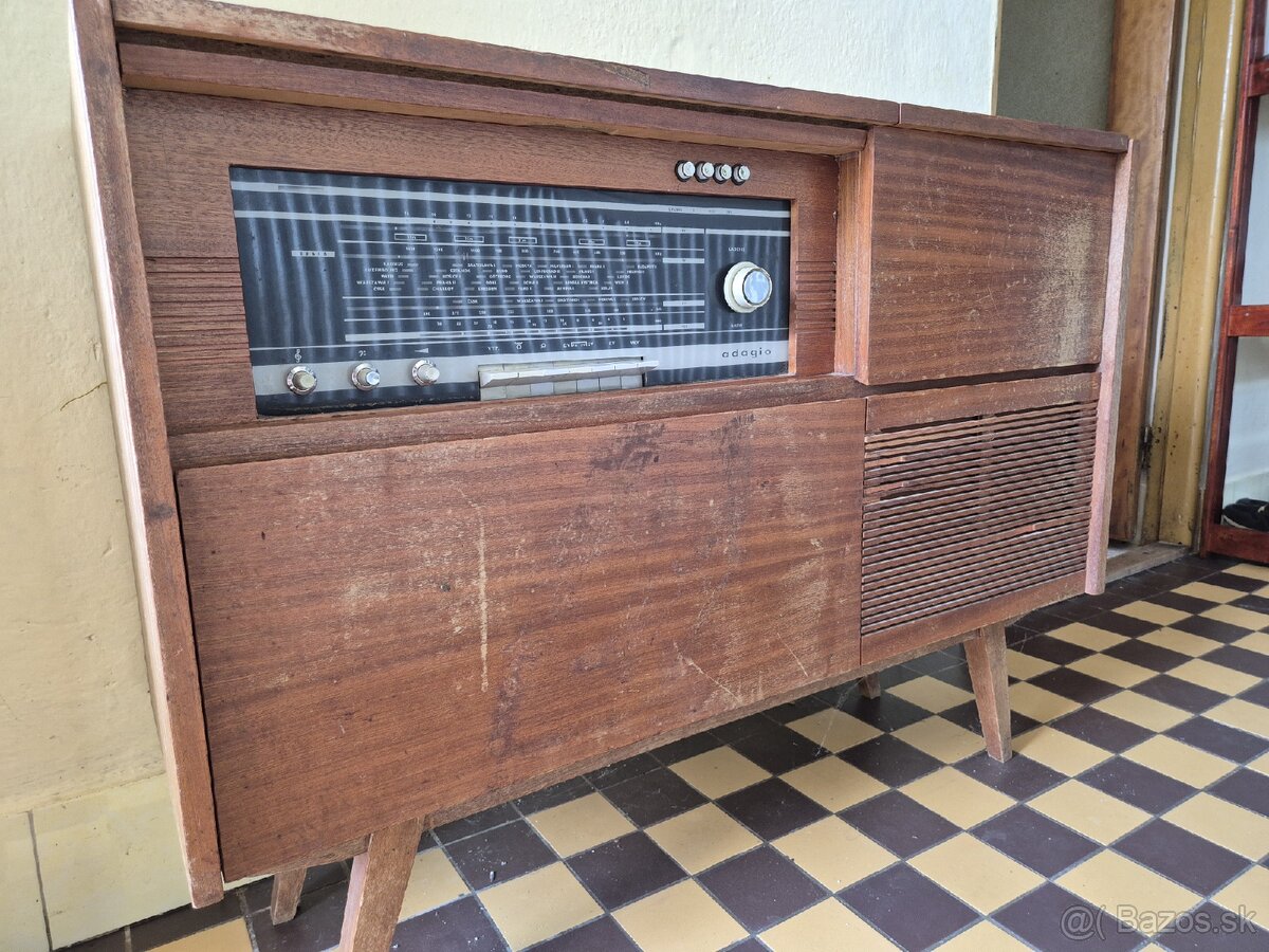 Tesla Adagio 1126A retro rádiogramofón - 4