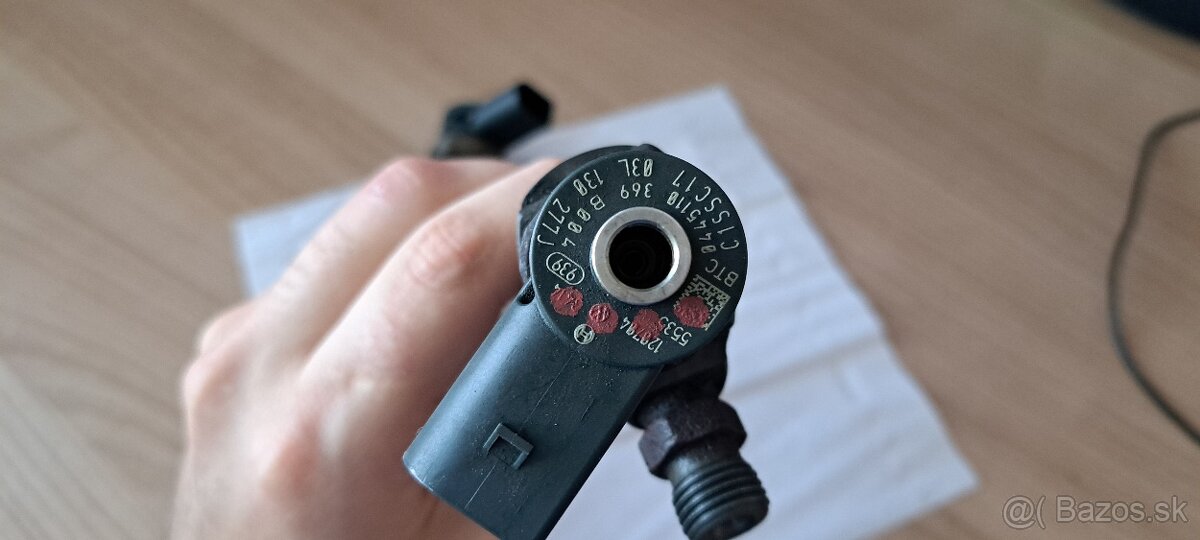 Vstrekovače – trysky 03L130277J (2 ks) ŠKODA, VW - 4