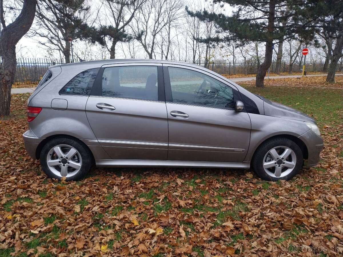 Predam mercedes benz W245 B200 cdi 103kw 6st manuál - 4