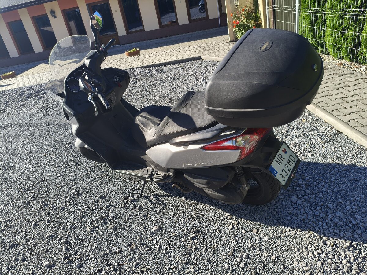 Kymco Downtown 125i - 4