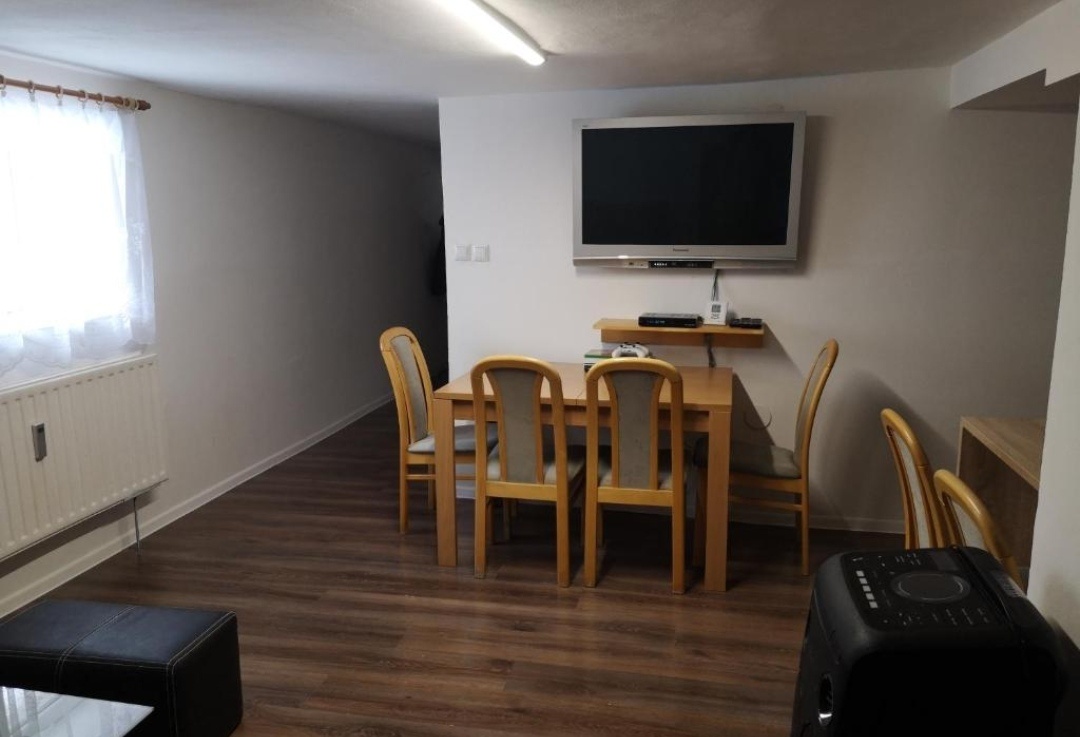 Prenájom bytu 2+1 - 4