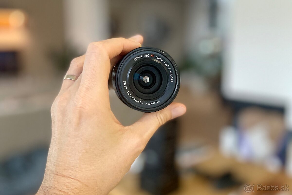 Fujifilm Fujinon XF 16mm f/2.8 R WR - 4