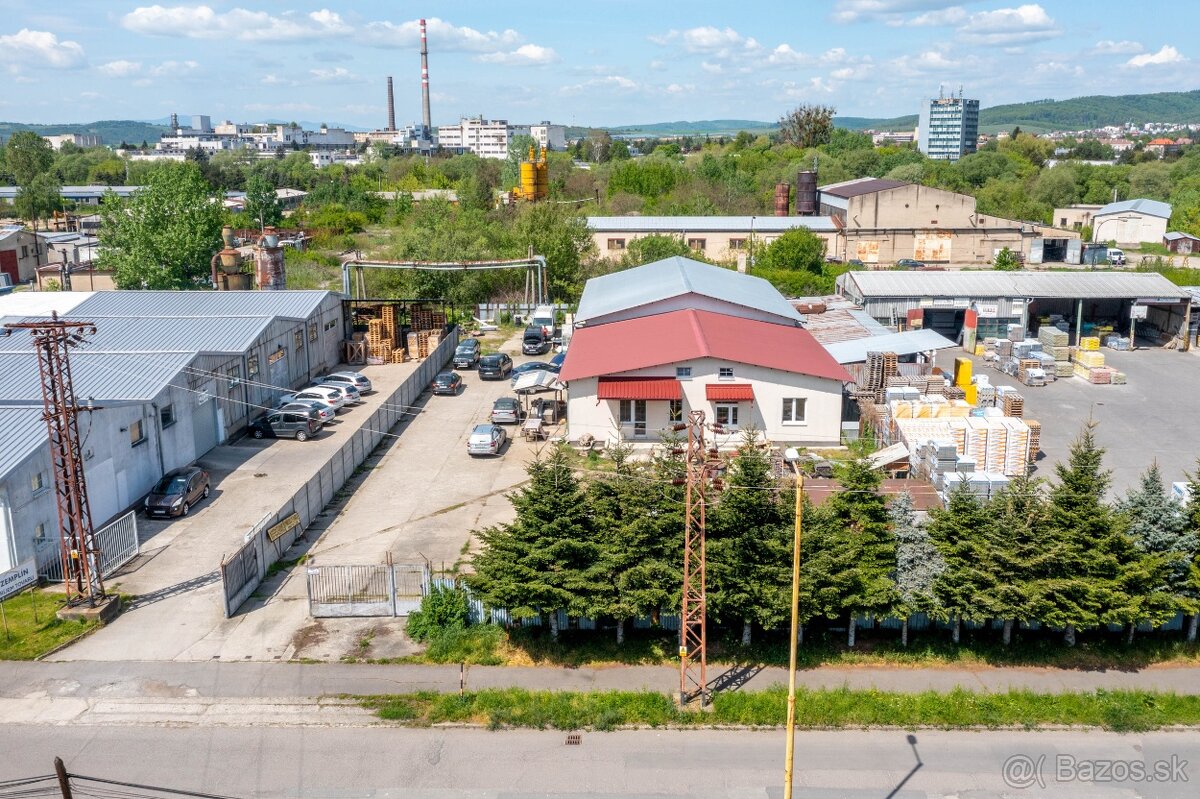 Na predaj polyfunkčný objekt v Humennom - 4