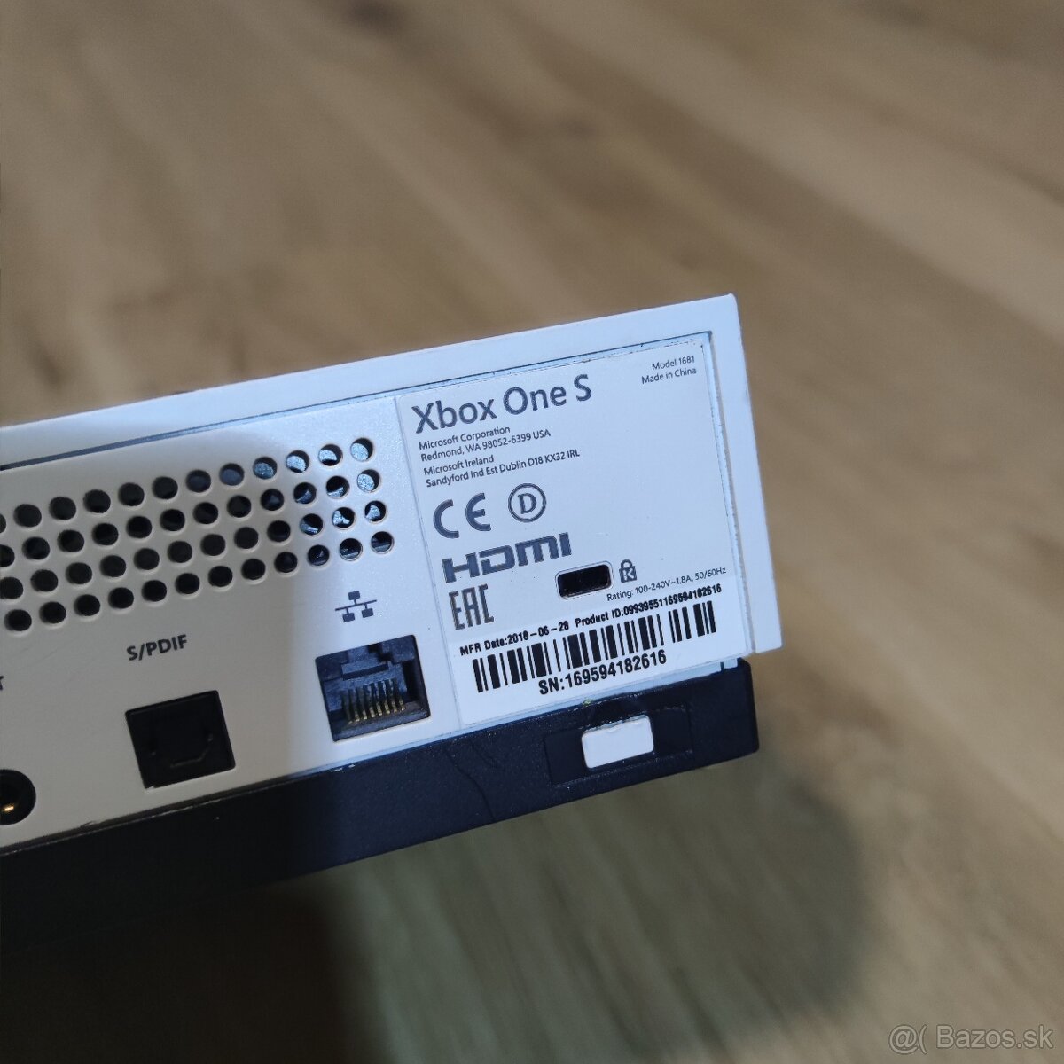 Xbox One S 1TB, ovládač, hry - 4