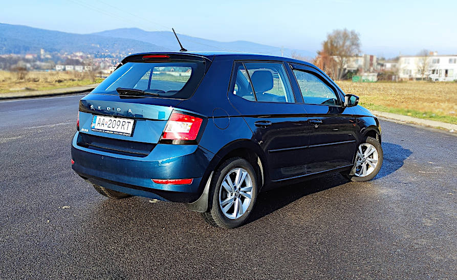 Škoda Fabia 1.0 MPI 60k Team - 4
