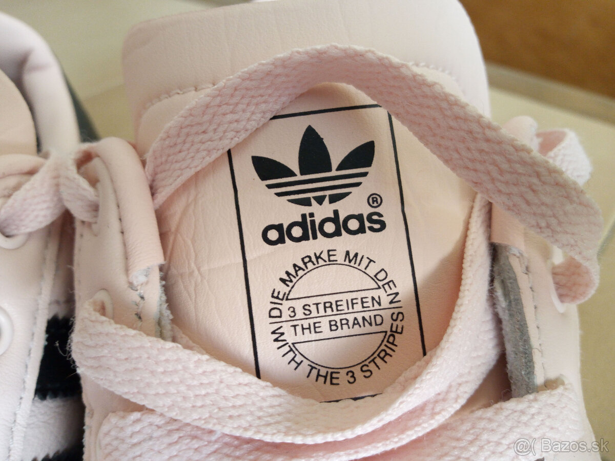 Damske kozene vodeodolne botasky ADIDAS. - 4