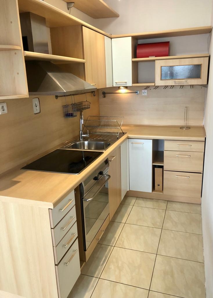 Prenájom klimatizovaného 2‑izbového bytu s balkónom – foto 4