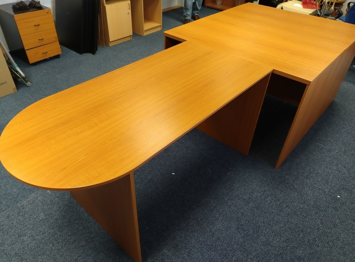 Rokovacie stoly+retro drevené stoličky - 4