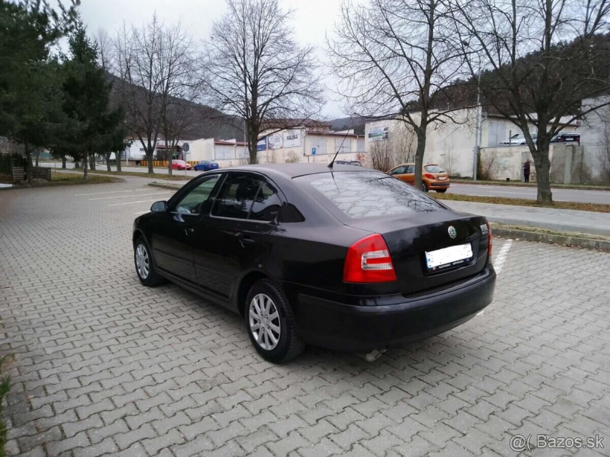 Škoda Octavia 2 1.6 MPI Benzín 5st. - 4