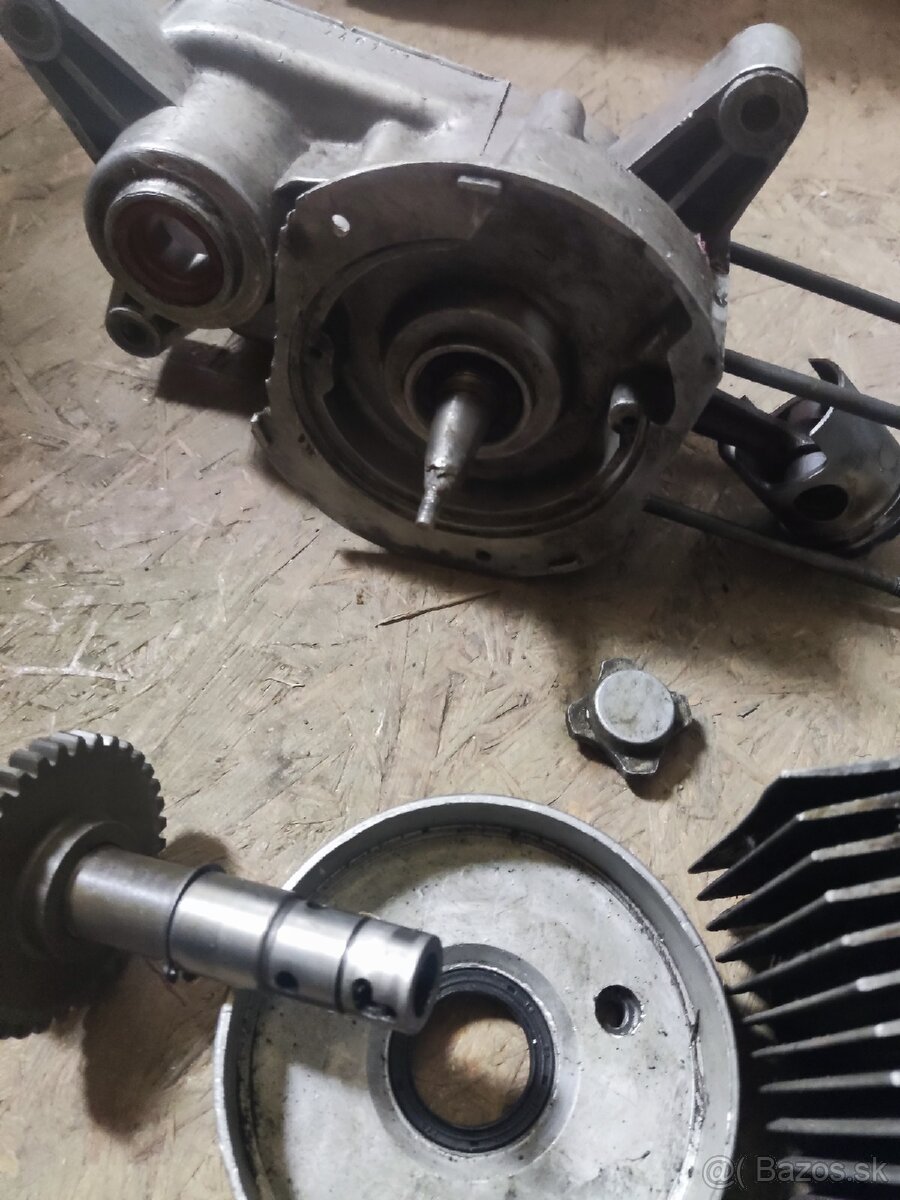 Predám motor babeta 207 - 4