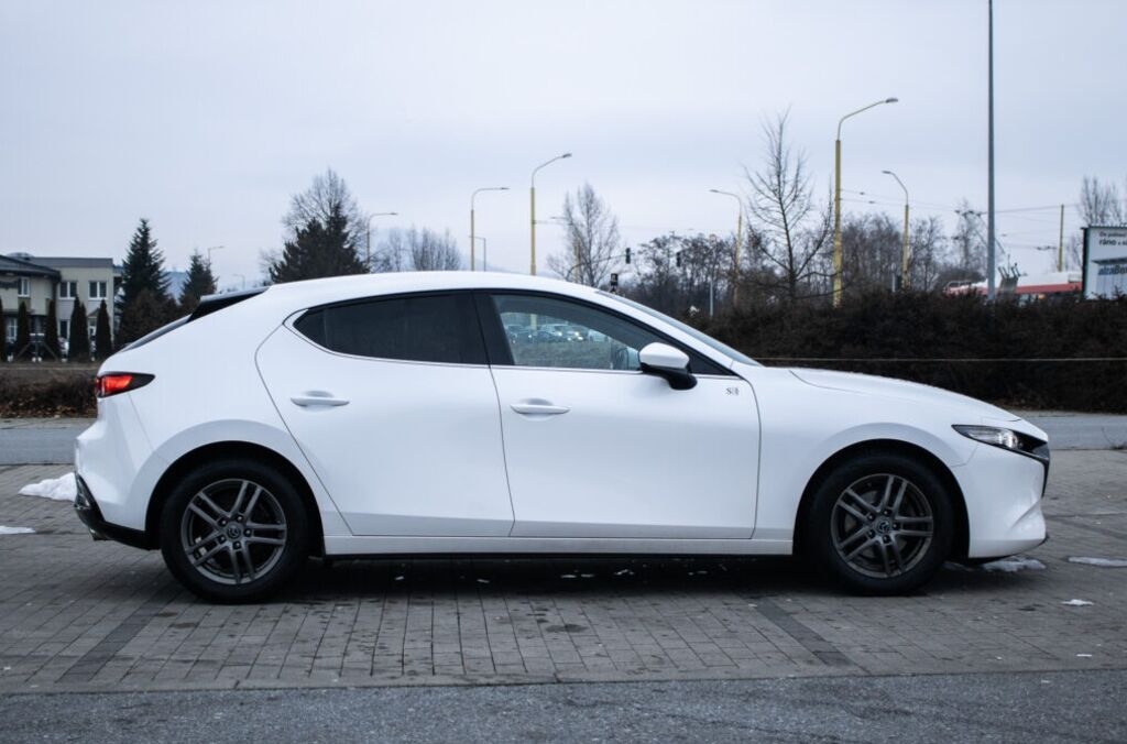 Mazda 3 90kW (2020). - 4