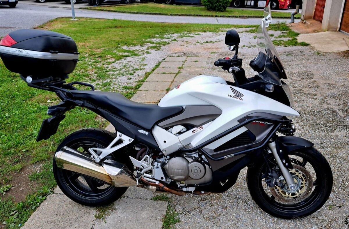 Honda VFR 800X CROSSRUNNER - 4