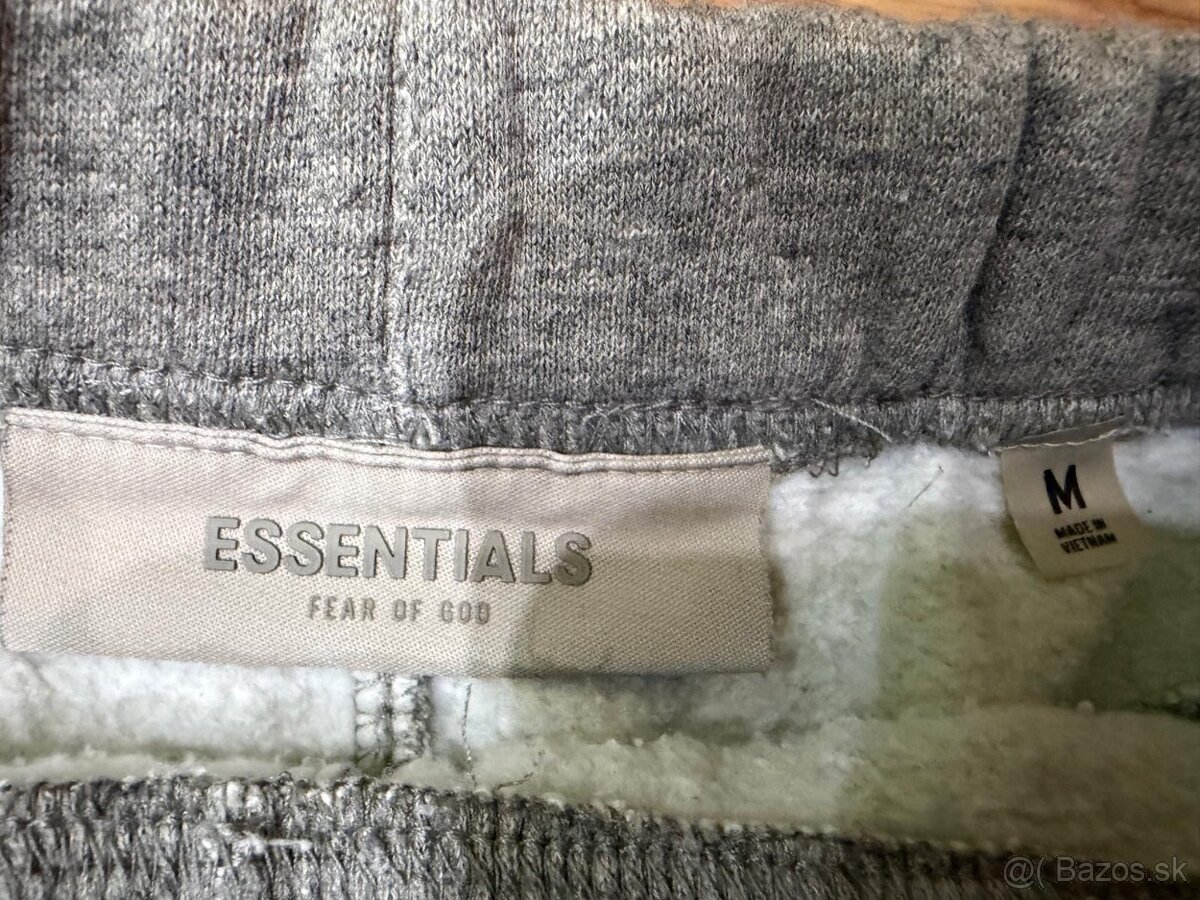 Essentials kratasy - 4