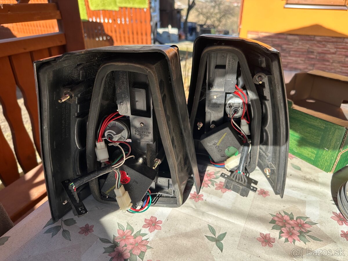 Zadné svetlá VW Bora. - 4