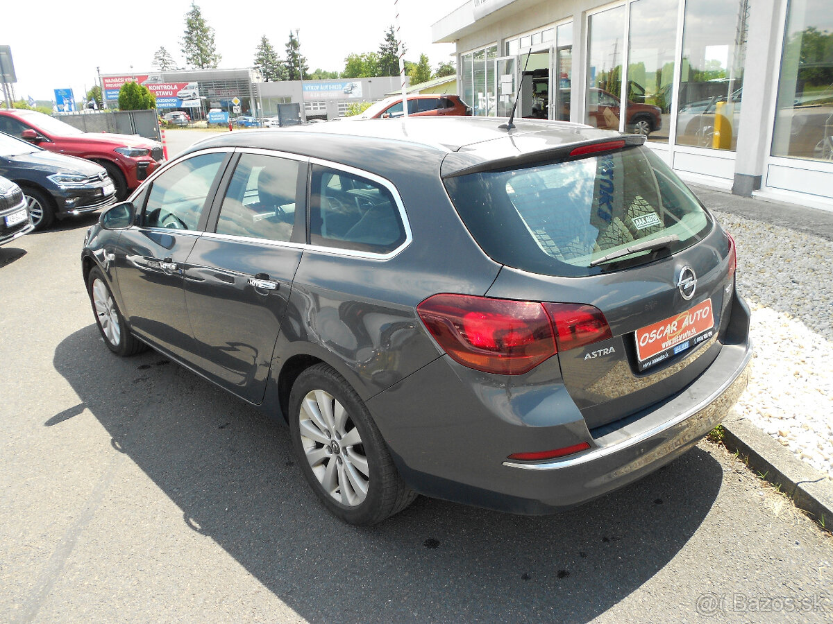 Opel Astra Caravan 1,7 Cdti 2013 - 4