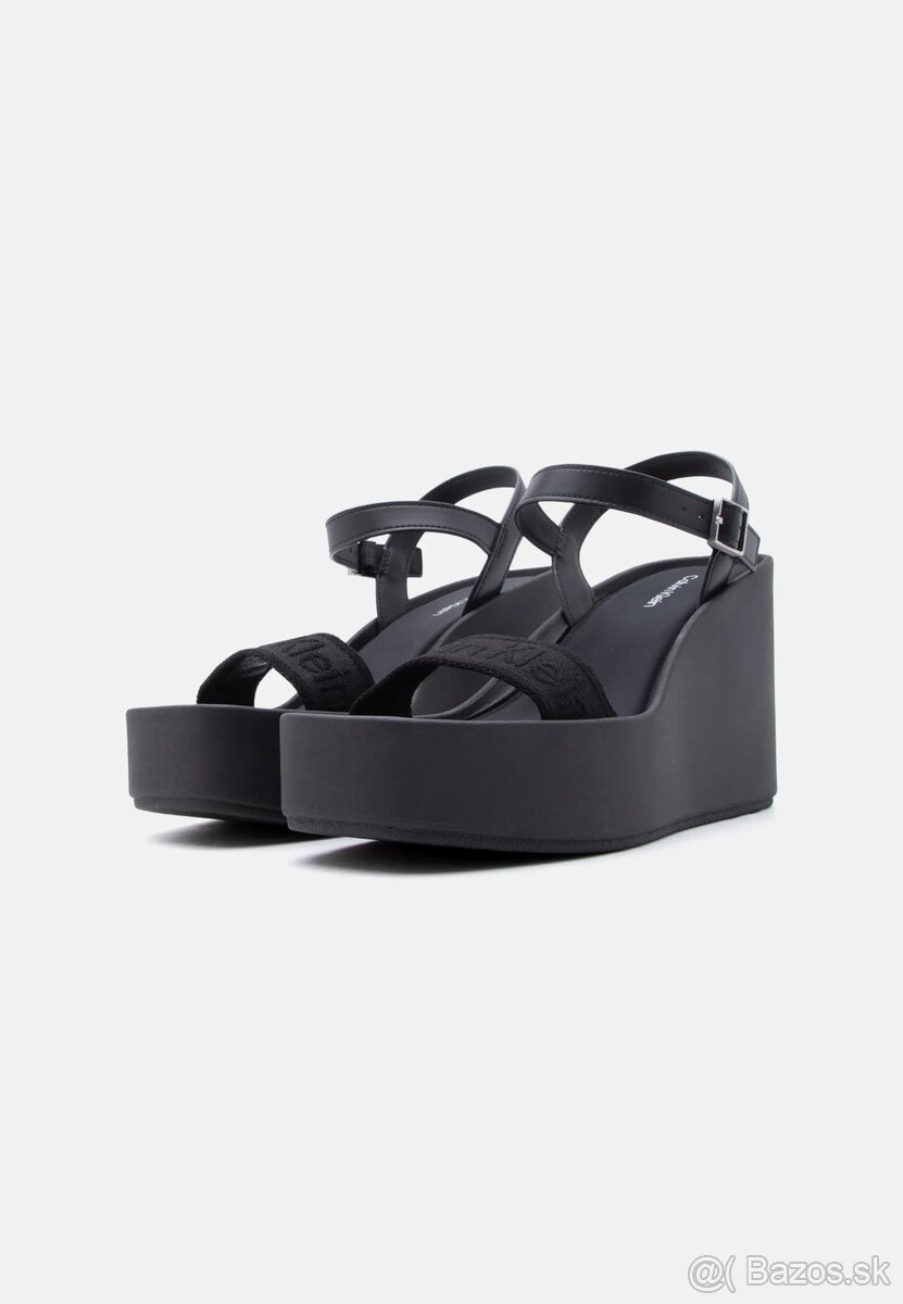 Calvin Klein Sandále na platforme - triple black - 4
