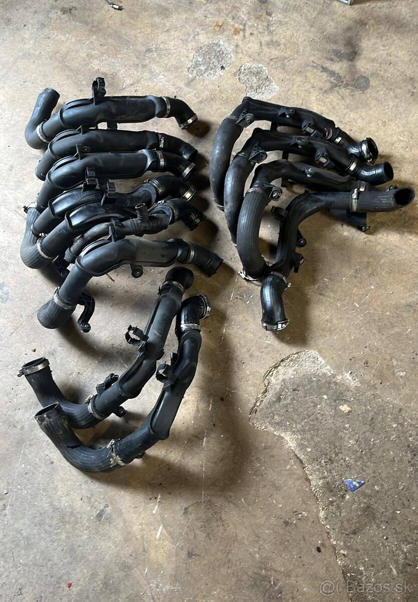 Tlaková hadica intercoolera - 4