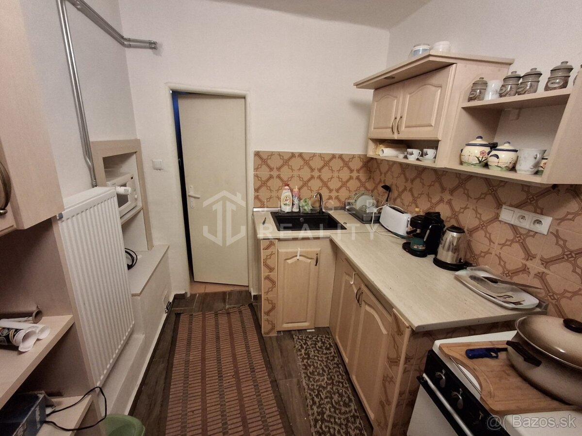 Na predaj rodinný dom / chalupa v Silickej Brezovej - 4