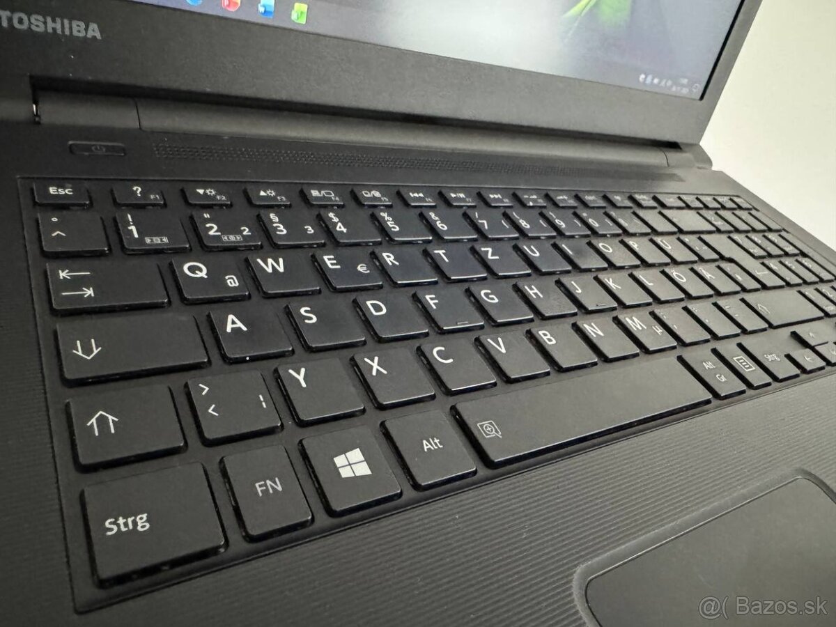 Toshiba i3-4005U,2h batéria,15,6'' Preinštalovaný Win10PRO - 4