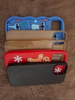 Predam iphone 13 128 GB biely - 4