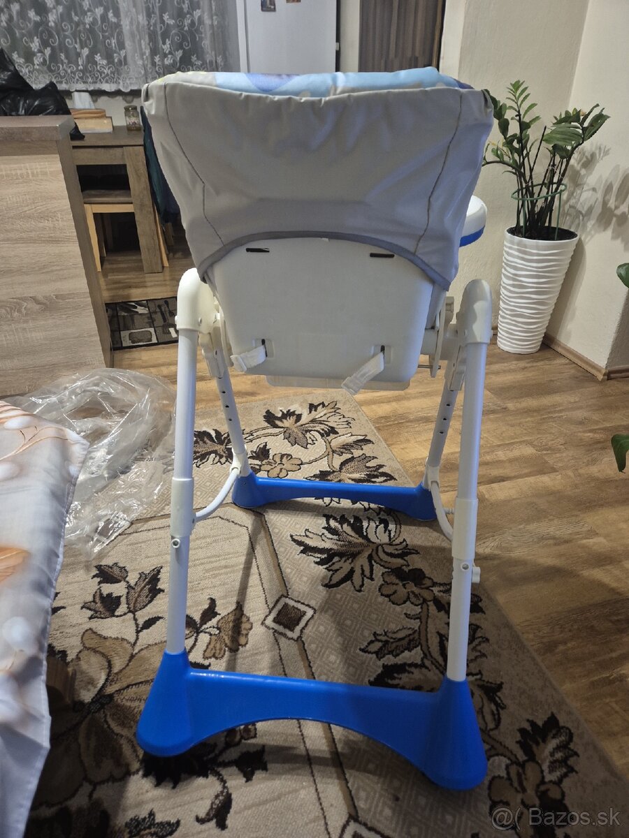 Jedálenská stolička - 4