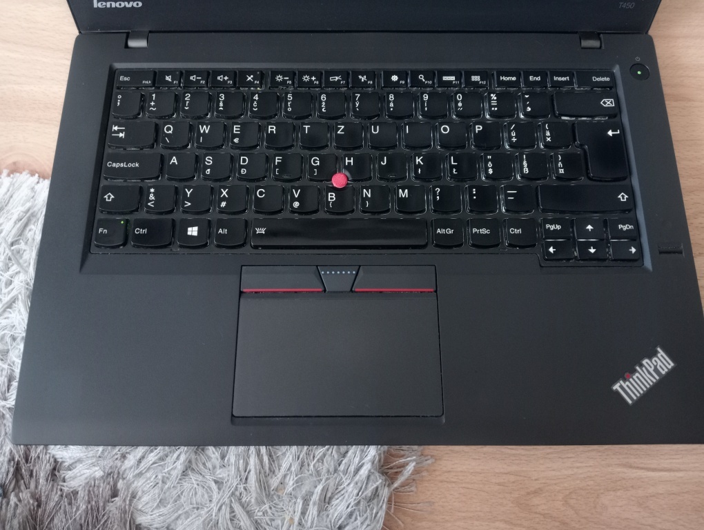 Lenovo Thinkpad t450 / Intel core i5 / 8gb ram / Windows 7 - 4