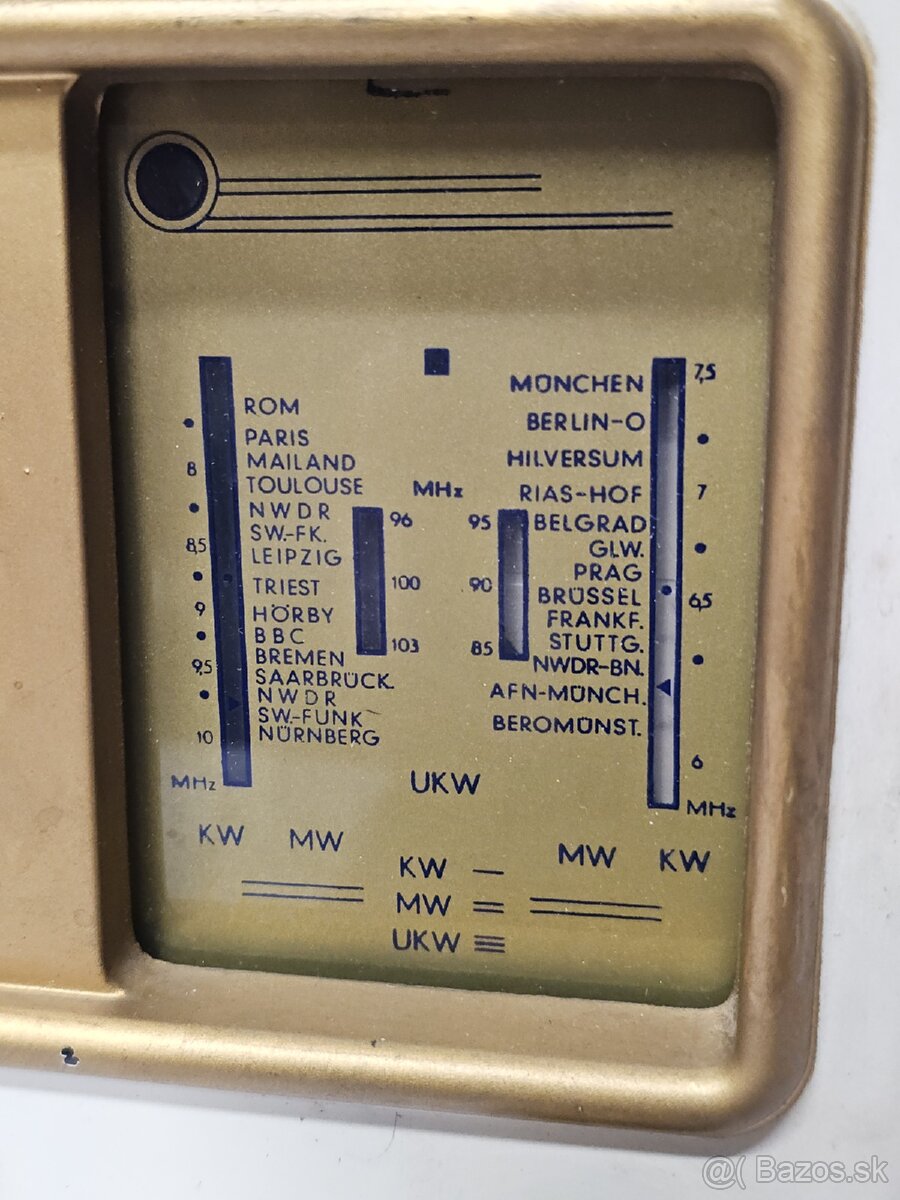 TE-KA-DE Z483 》Starožitné elektronkové radio 》bakelit Tekade - 4