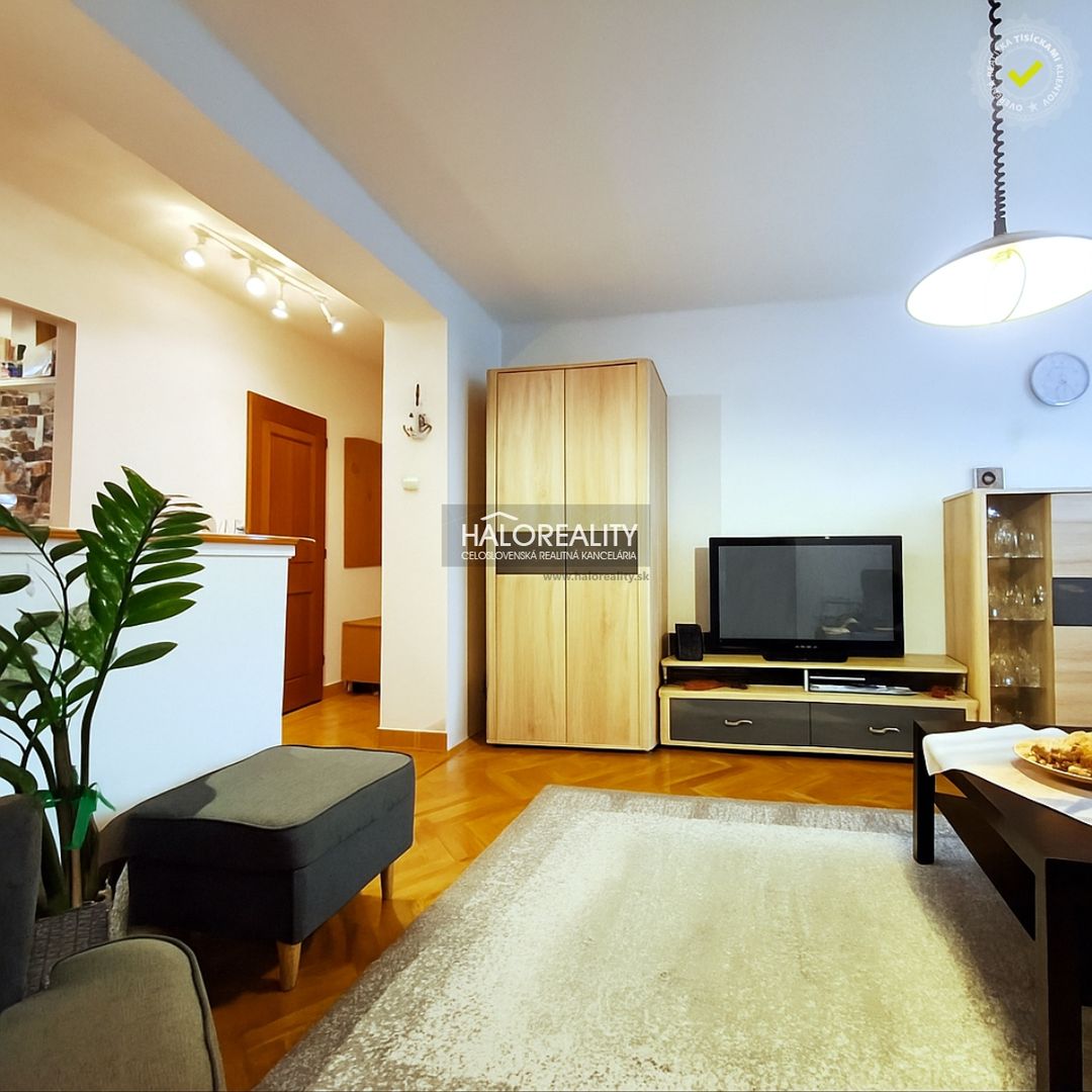 HALO reality - Predaj, trojizbový byt Strekov - 4