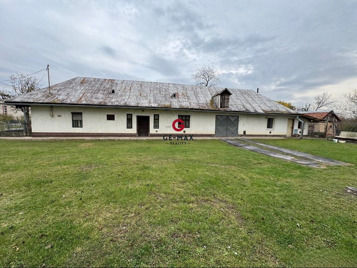 Na predaj starší rodinný dom s veľkým pozemkom – Záhor - 4