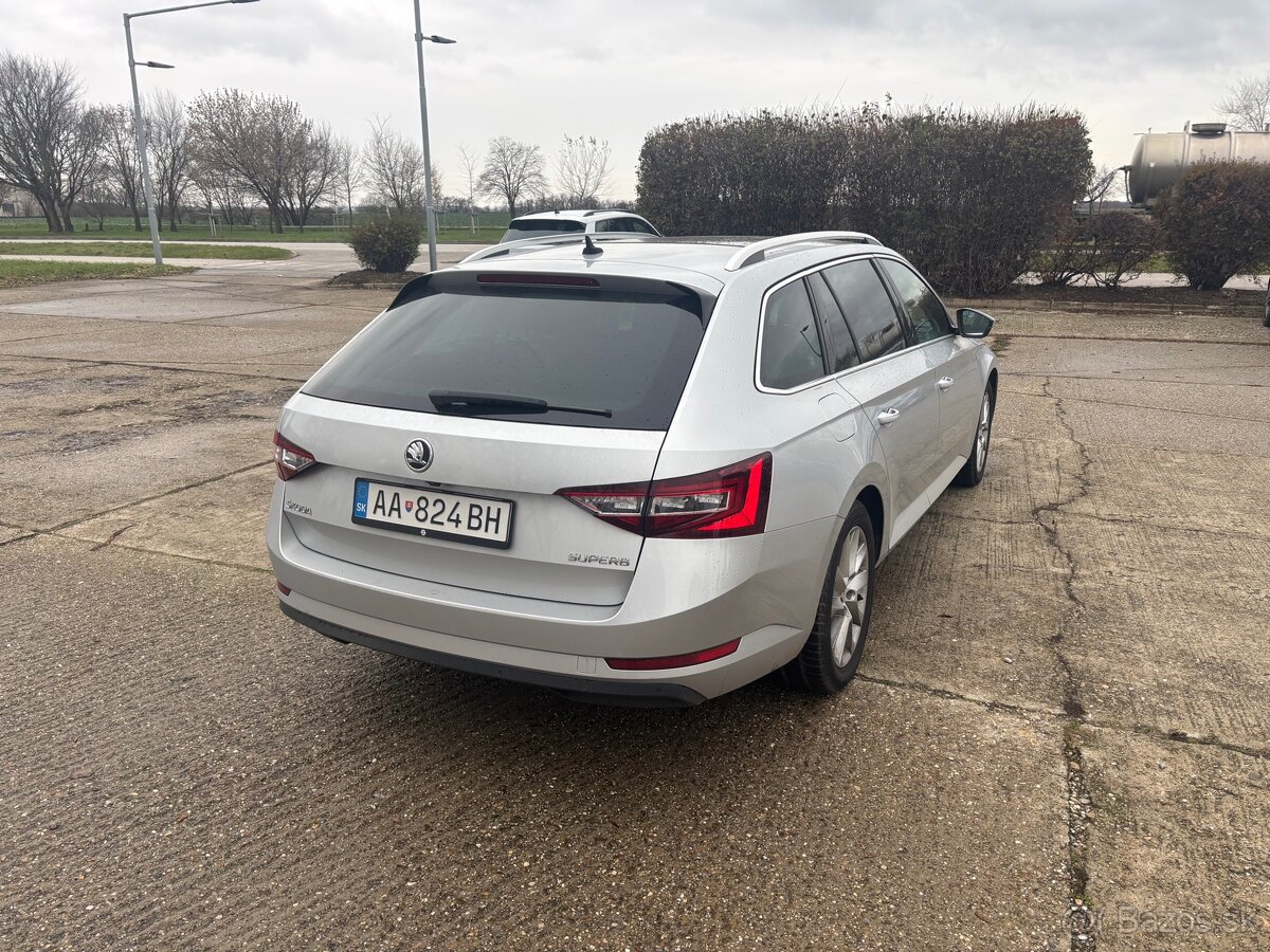 Predam Skoda Superb - 4