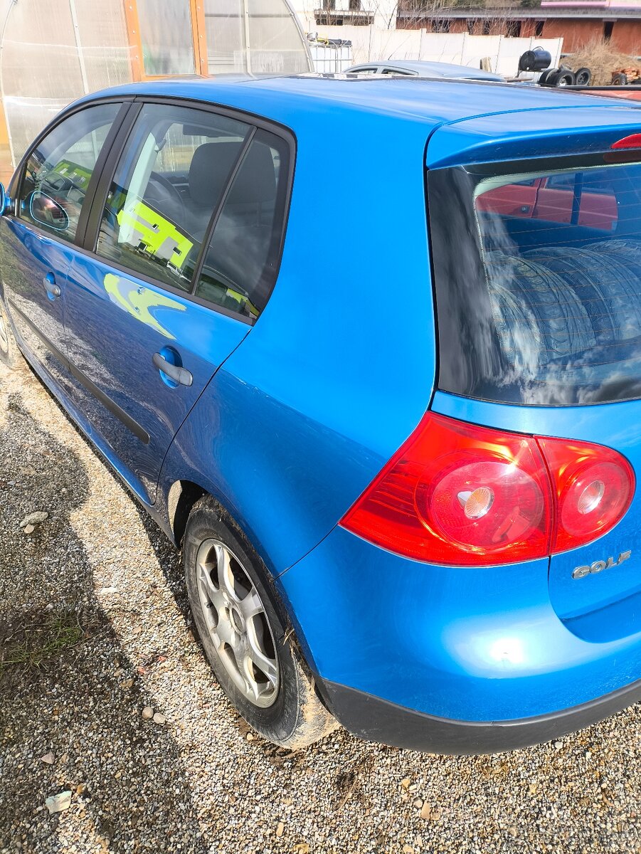 Vw golf 1.6 benzín - 4